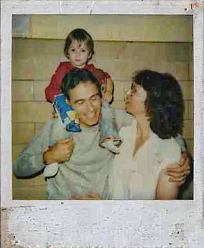 With-Carole-Boone-and-daughter-Rosa-2